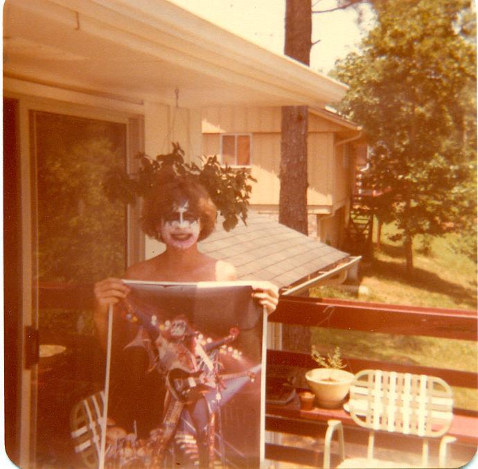 600053_10151251324614307_1714067610_n